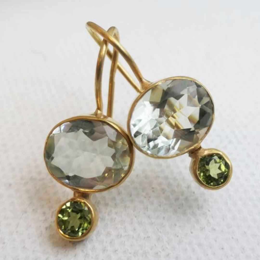 Vintage Earrings with Green Crystal and Gold