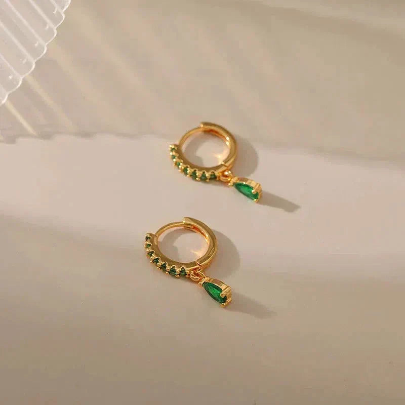 Zirconia Earrings with Emerald in Gold