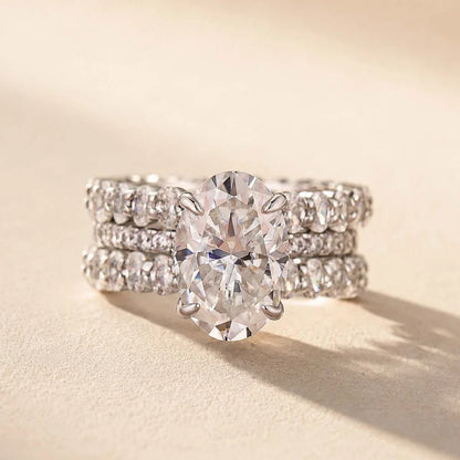 Stunning Oval Cut 3Pc Wedding Ring Set