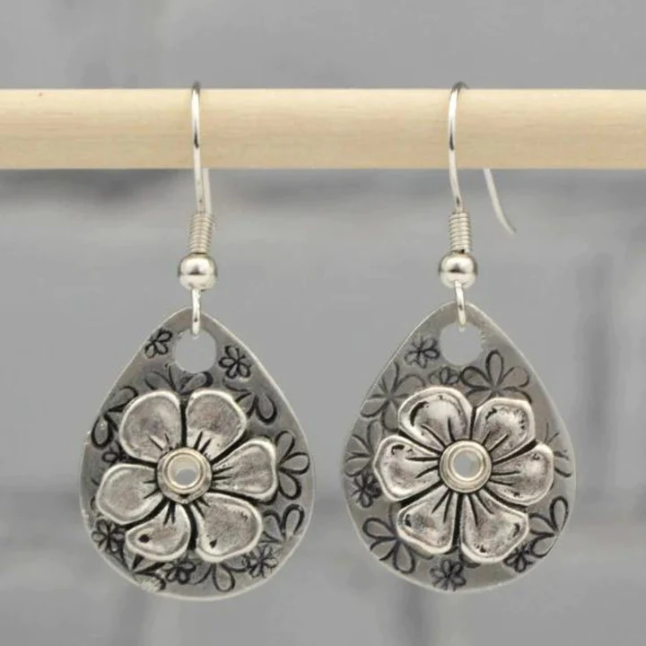 Vintage Floral Drop Earrings Made of Sterling Silver
