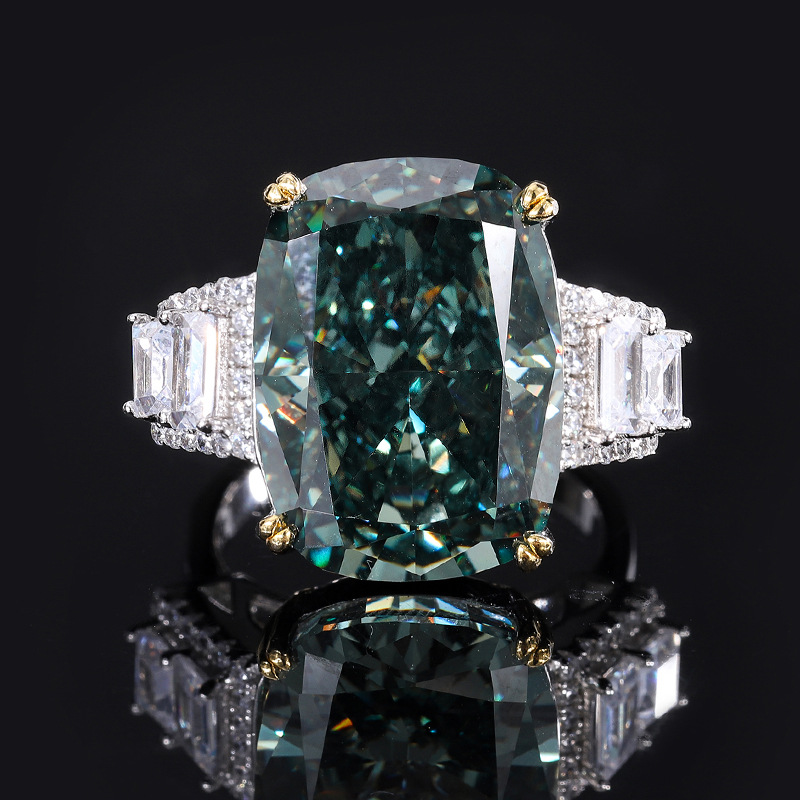 Vintage Cosmic Crystal Ring Made of Sterling Silver