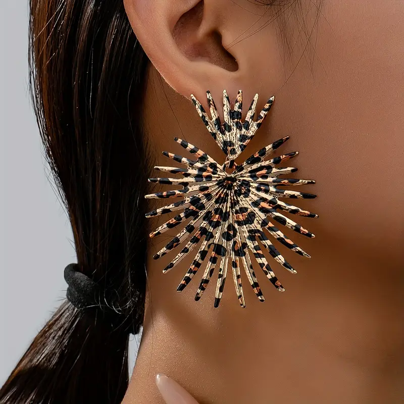 Vintage Earrings with Spikes in Gold
