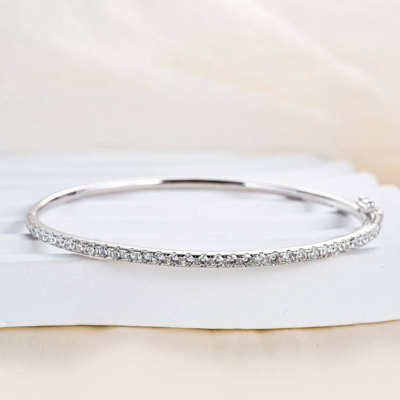 Noble Round Cut Tennis Bracelet For Women
