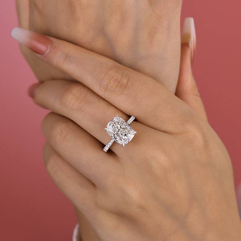 Crushed Ice Cushion Cut Engagement Ring For Women